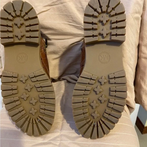 Michael Kors boots size 10 new without tags - Picture 3 of 4